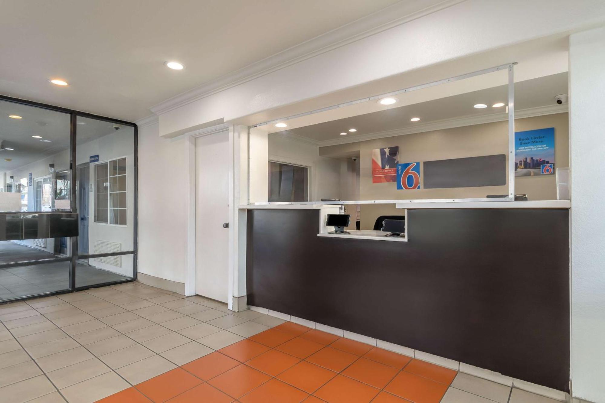 Motel 6-San Jose, Ca - Convention Center Kültér fotó