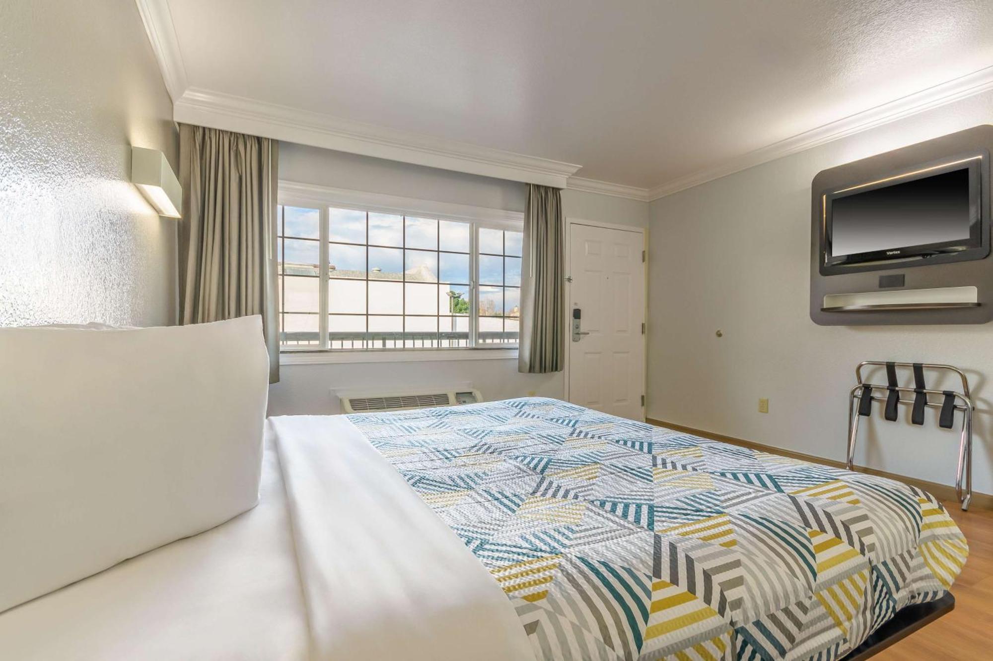 Motel 6-San Jose, Ca - Convention Center Kültér fotó
